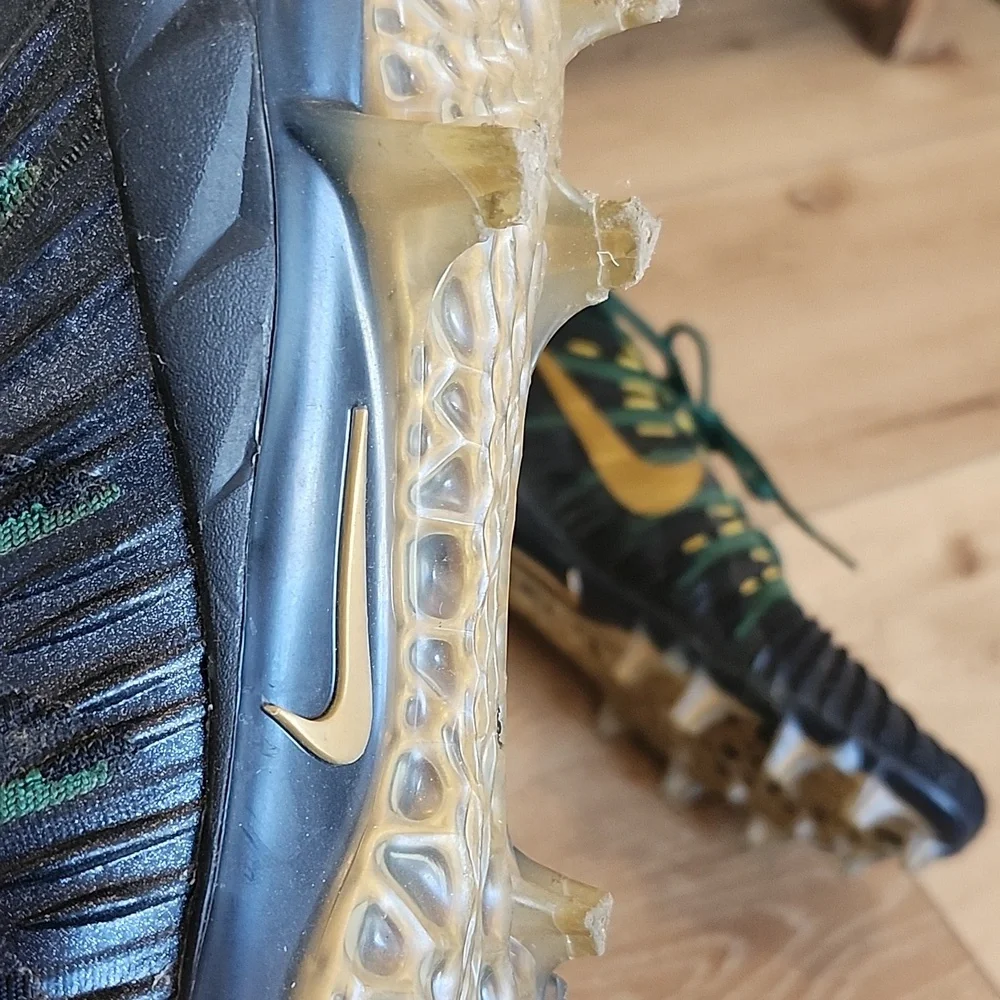 Nike football Cleats, size 10, alpha menace - Picture 7 of 8